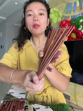 快把家里用好久的筷子换了吧#筷子 #筷子推荐 #红木实心筷子 #实心筷子 #防霉筷子