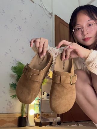 这双软底软面勃肯鞋也太舒服也太好看了吧!好朋友给我买#秋日人生照片还得是琥珀流光风 #勃肯鞋 #百搭鞋子 #宝藏鞋子 #秋季穿搭