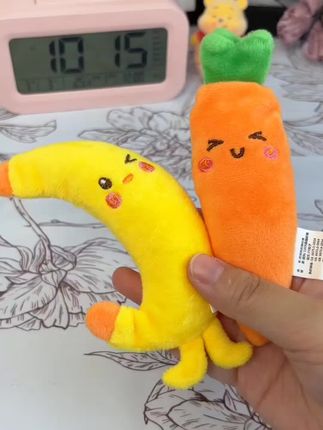 胡萝卜造型手握圈玩偶,助力新生宝宝防惊跳,安抚神器含手握绳与绑带#安抚神器 #防惊跳 #手握圈 #胡萝卜造型 #每日分享