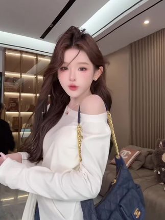 白开水女孩的穿搭#高级感穿搭 #气场全开 #显高显瘦 #气质女人 #我又心动了