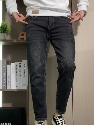 #男士牛仔裤#黑色牛仔裤#修身小脚裤#显高显瘦显腿长 #只做高品质 男士九分牛仔裤2025新款韩版潮流修身时尚刺绣休闲弹力小脚裤
