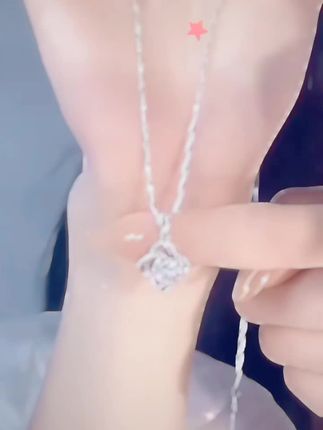 999四叶草纯银项链#女神的礼物 #爱了爱了 #潮流饰品 #首饰分享