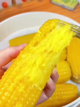 抢疯了抢疯啦了19.9到手12根黄糯玉米活动来啦!嘎嘎好吃的黄糯玉米,口感糯叽叽香甜还会拉丝 趁活动赶紧囤#玉米 #黄糯玉米 #优质农产品  #妈呀太香了 #粗粮