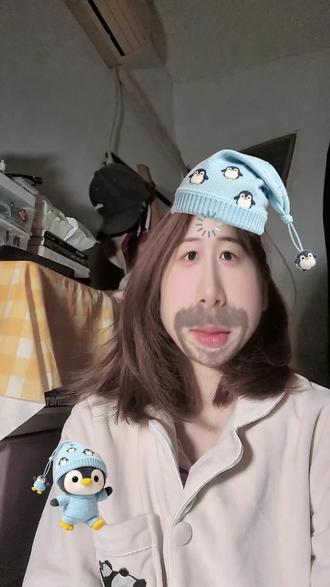 今年3月份,我从人生第一份工作、干了整整9年的公司离职了。
因为啥也不懂,离职原因随手写了个人原因,
后来才反应过来:这样根本领不到失业金!
这几天越想越不甘心,今天终于鼓起勇气,
直接联系了公司总经理。
本来都做好被拒绝、被踢皮球的准备了,
没想到总经理人真的超好,特别爽快,
直接答应会找人事帮我处理这件事。
结果刚看到希望,一盆冷水又浇下来:
人事说,这个月社保系统已经关闭了,
修改退保原因,只能等到下个月6号才能操作。
现在心里七上八下的,
这件事我会一直跟进到底,
到底能不能顺利改原因、领到失业金,
后续有任何进展,我第一时间告诉大家,
也给所有准备离职的姐妹提个醒,千万别踩坑!#辞职 #真实生活记录 #打工人 #失业金领取