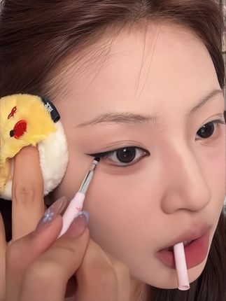 自带刀锋刷的眼线胶笔有多好用?手残党也能画出完美眼线的秘密就是它啦!!#眼线胶笔 #好物分享#防水防汗不晕染 #自用好物推荐 #平价好物