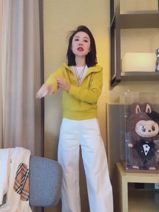 #【连帽卫衣2025早秋新款休闲净版拉链连帽卫衣LK2506766#穿搭#穿搭技巧 #穿搭分享