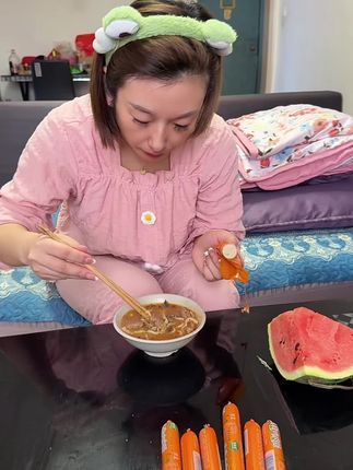 真好吃哈哈 你啊,你吃了吗#方便好吃 #太好吃了 #美食 #深夜偷吃 #vlog日常