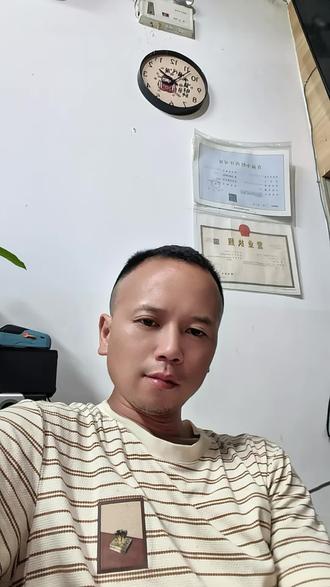喝了点酒,微醺的感觉真好,如果不能一言难尽,那就一饮而尽。