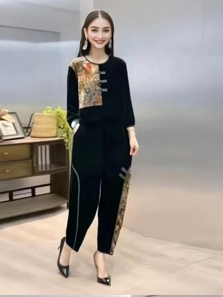 #休闲气质套装 #穿出自信穿出美丽 #优雅气质 #时尚套装 @抖音小助手