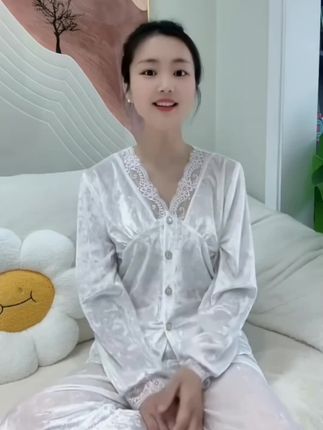 2025年新款高级感金钻绒睡衣女春秋冬长袖网红风套装可外穿家居服 #舒适家居服 #睡衣家居服 #睡衣 #家居服 #家居服套装 @DOU+小助手