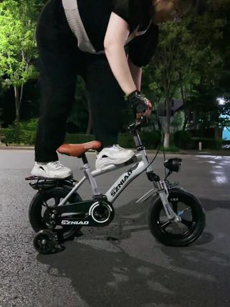 儿童自行车2到15岁都有合适尺寸 #儿童自行车 #童车玩具 #源头工厂 #宝妈 #遛娃神器