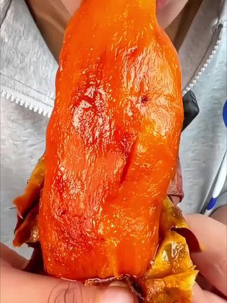 现在这个季节的烟薯口感已经非常好了~ 想吃流油 流蜜 糖心的烤红薯的姐姐们一定不要错过啦!!!#烟薯 #烟薯25号 #正宗溏心烤红薯