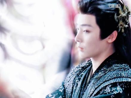 逍遥回到100年前,需要得到红烨的泪晶才能帮他恢复法力。逍遥想尽办法让红烨流泪都没成功。逍遥:让老妖怪流泪就这么难吗!#逍遥 #谭松韵 #红烨 #侯明昊