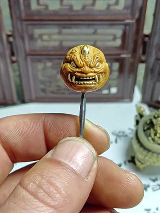 独角大金牙 #手工 #文玩 #上热搜 #手艺人 #万物皆可盘 @小常说猴头