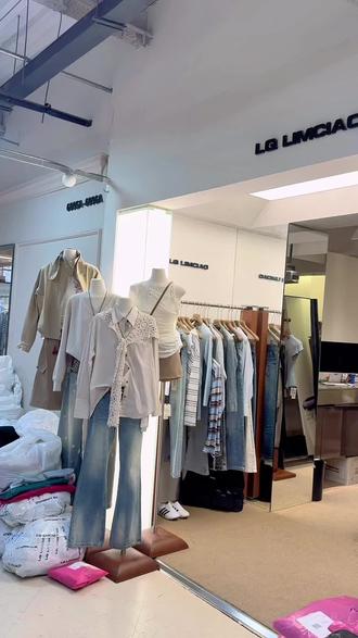LQ LIMCIAO|爆款素人实拍测评🔥
#服装测评#女装拿货 #女装实体店 #一批档口 #四季青买手