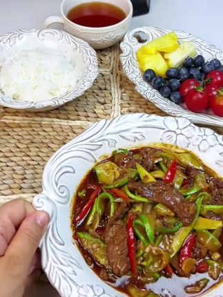 #家常菜 #妈呀太香了 #好吃到停不下来 #美食#新疆烤肉@爱娜好物推荐 @爱娜好物🛒(小号) @古丽好物推荐