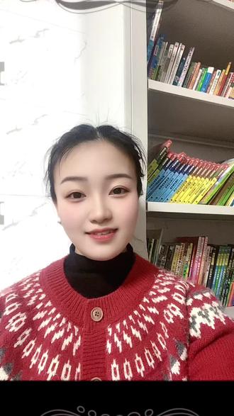 这两天,浏阳烟花刷屏全网,有人看到争议,我却看到感动——数万观众自发让出生命通道,烟花为生命暂停。争议会过去,但浪漫与善良永远不会过时。浏阳不只有漫天烟火,更有藏在人心里的温柔……#浏阳烟花#浏阳初五烟花秀#浏阳旅游#烟花秀#本地人推荐