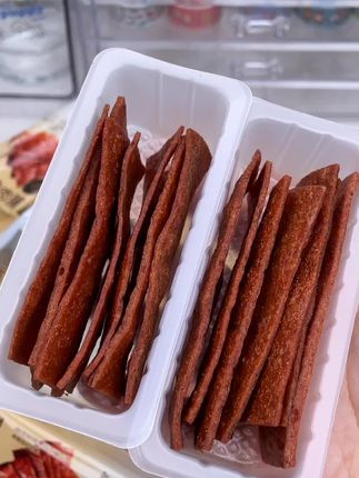 太好吃了,嘎嘣脆#网红零食推荐 #追剧必备零食 ###酥肉脯