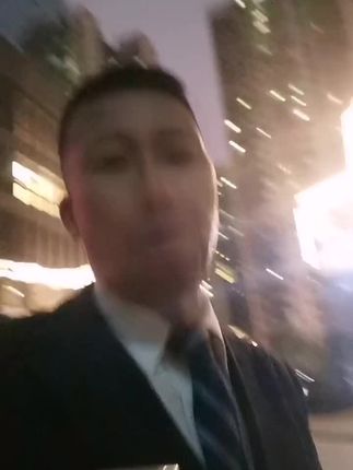 下班了出去逛逛开心就好