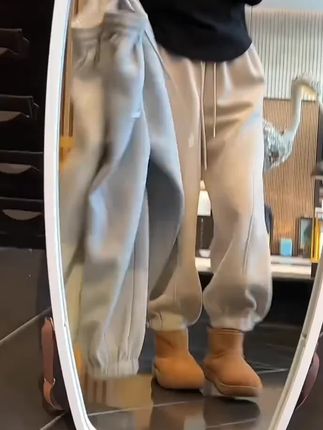 欧货宽松束脚卫裤女2025春秋新款纯色百搭松紧腰加绒运动休闲裤子#韩系穿搭#休闲卫裤男女同款 #休闲潮裤 #纯色女款休闲裤 #强烈推荐