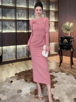 #品质女装 #连衣裙#穿出美丽穿出自信#高级的美一定是独立与优雅 #新款上新