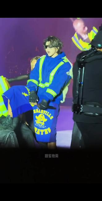 🚫📞Don’t call舞蹈!大家可以跳起来了~
#蔡徐坤 #蔡徐坤迪拜音乐节#蔡徐坤新专辑KUN#Dontcall #kun
cr见水印