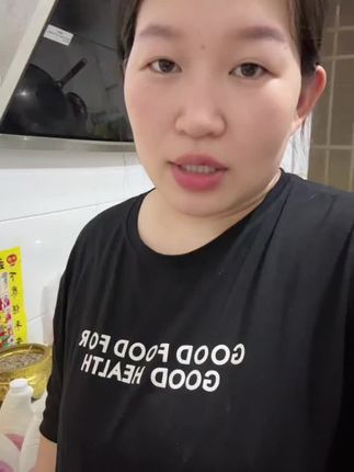 厨房里的小帮手,到手六瓶,还有一个铲子#油污净 #好用不贵经济实惠 #好物推荐🔥