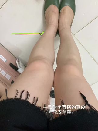 新款软牛皮气质单鞋好显气质显脚好小 一天走下来,到处跑都不累,像平底鞋,不管搭配裤子裙子都好美哦!而且有运险。两个跟高,4公分和2公分。我个人4公分有3对,2公分有一对!舒适柔软#气质小单鞋 #软皮牛皮 #真皮