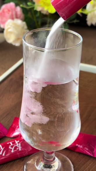 过年回家,被闺蜜按头安利的轻谷多,真的太绝了,每天空腹来一杯,一整天都清清爽爽,真的就是咱们女生胡吃海喝的底气#双柚 #好喝不贵 #膳食纤维 #精致女孩