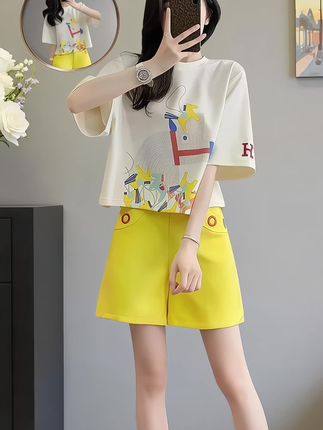 #一键解锁夏日本命穿搭#摆脱路人感的小个子女生穿搭 #夏日中性风穿搭日记#轻松get夏日淡人穿搭 #夏日不费力一周穿搭合集@DOU+小助手
