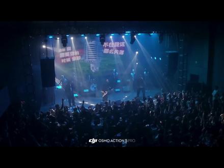 新学校(废物)合唱团的现场特别棒!Sub-Live主理人李昰最后的登场令人动容,哈尔滨的摇滚乐需要根据地,Sub-Live无疑是一面旗帜,这么多年可能只有情怀在支撑着他,感谢李昰能坚持这么多年!为哈尔滨热爱摇滚乐的朋友带来这么多愉快的现场,摇滚不死!#摇滚乐 #livehouse
