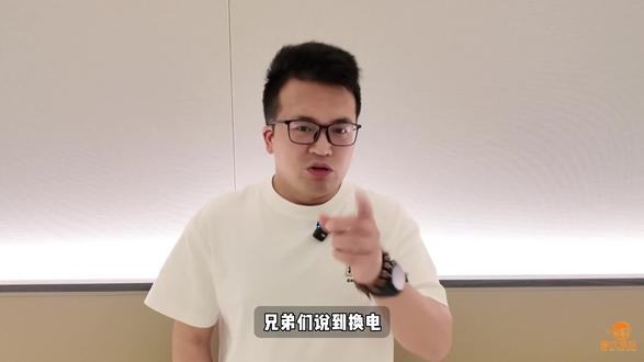 5.98万起!99秒换电!极狐贝塔S3把价格打下来了 #极狐贝塔S3 #极狐汽车 #换电 #智行侃车 #新车上市