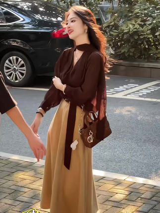 #轻松拿捏慵懒风穿搭#穿出自己的风格 #中性风入秋穿搭灵感#通勤穿搭如何摆脱土气感#拿捏开学穿搭公式