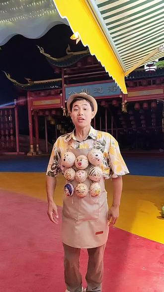 在景区和孩子走散就这么办 孩子走丢很紧张,但是千万不要慌,按照椰子哥说的办,马上就能和孩子来相见!提前祝各位节日快乐#是被童话世界征服的一天 #银基乐海神话世界