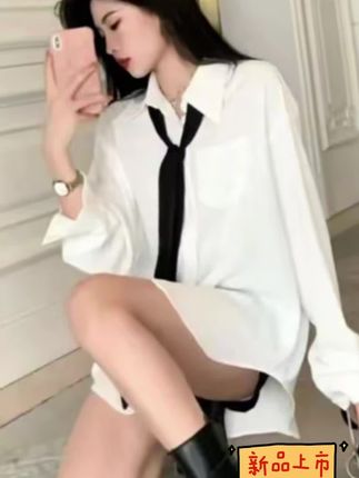 行为就是答案 所以我从不问为什么#今日穿搭 #白衬衫 #显高显瘦 #辣妹穿搭 #气质这一块拿捏死死的
