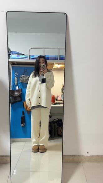 超好看的套装#jccc影子 #ootd穿搭 #今天穿什么 #跟着胡楚靓学拍抖音