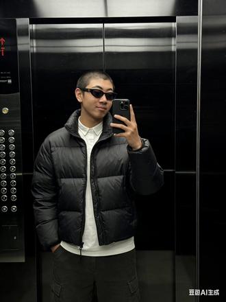 戴黑墨镜配小平头ai指令教程来啦!#豆包ai #豆包P图已经nextlevel了 #电梯对镜拍 #墨镜一戴谁也不爱