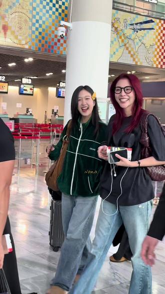 起落平安✈️真开心🤗🌻🍑#fayeatom #faye