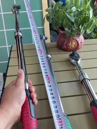 加长大飞棘轮扳手维修可是好工具呀,搞汽修维修都离不了的好工具#大飞棘轮扳手 #棘轮扳手 #维修好工具 #高性能实用工具