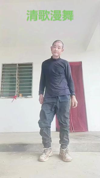 《清歌漫舞》哎哟,山歌轻轻飘,哎哟,脚步也会跳。