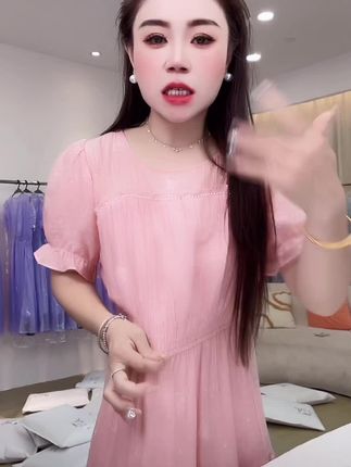 921夏季新款法式气质收腰显瘦泡泡袖小个子连衣裙#连衣裙