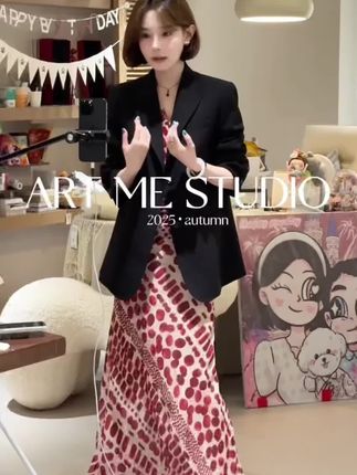 一眼明艳连衣裙👗#气质仙女裙穿搭 #连衣裙 #artme瓜瓜的姐感穿搭