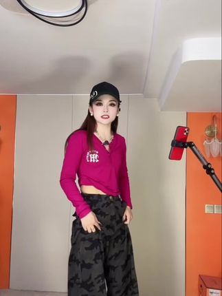 D秋季新款3915水洗高腰女军旅风牛仔迷彩裤潮流风弯刀阔腿裤 #秋季新款 #谁穿谁好看 #面料柔软舒适 #遮肉显瘦 #洋气减龄