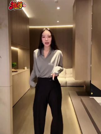 气质百搭休闲裤子#镰刀裤  #高级感穿搭