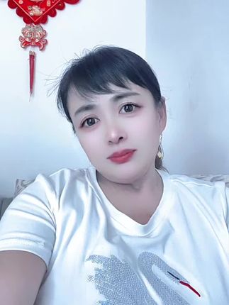 把生活当成历练,走的慢一点,看的淡一点,学会知足,看开无忧😁😁😁😻😻😻👧🏻👧🏻👧🏻