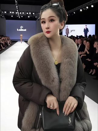 #这也太好看了 #时尚妈妈装 #洋气减龄 #高级感穿搭 #轻奢女装