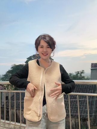 我家曾经的爆款颗粒绒马甲,现在居然才这个价,做工面料真心很不错,也很好搭配衣服,这个季节穿再合适不过了#马甲#背心#颗粒绒马甲 #男女同款