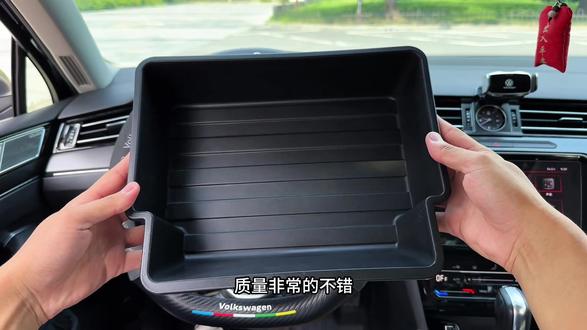 大众车型非常实用的小配件,增添车内的储物空间,收纳雨伞也很方便#汽车好物 #汽车用品 #迈腾b8 #帕萨特 #大众车型