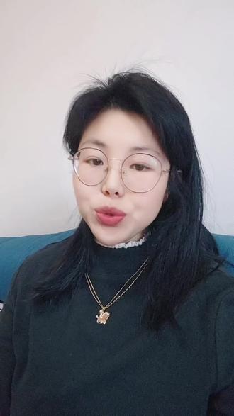 菊花裤真有人穿出门,我都替她感到尴尬😅#加入种草激励计划 #菊花裤 #菊花裤穿搭 #瑜伽裤 #鲨鱼裤