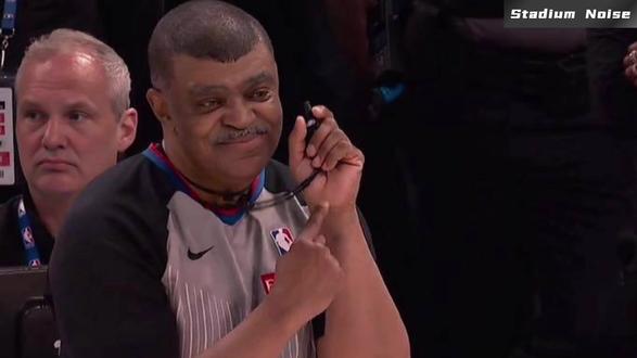 雷霆赢下天王山!谁是幕后功臣?马刺输球全赖裁判?文班如何调整 #NBA #马刺 #雷霆 #裁判 #文班亚马